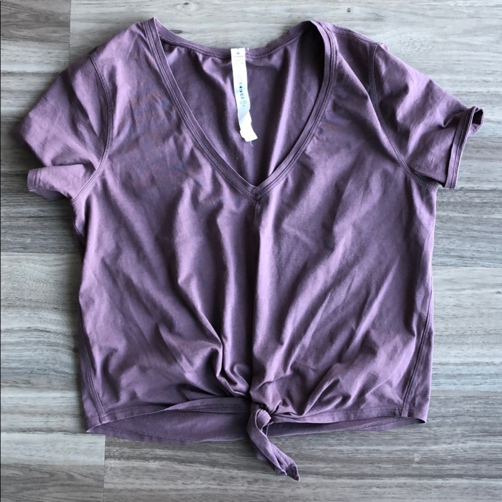 Lululemon crop top